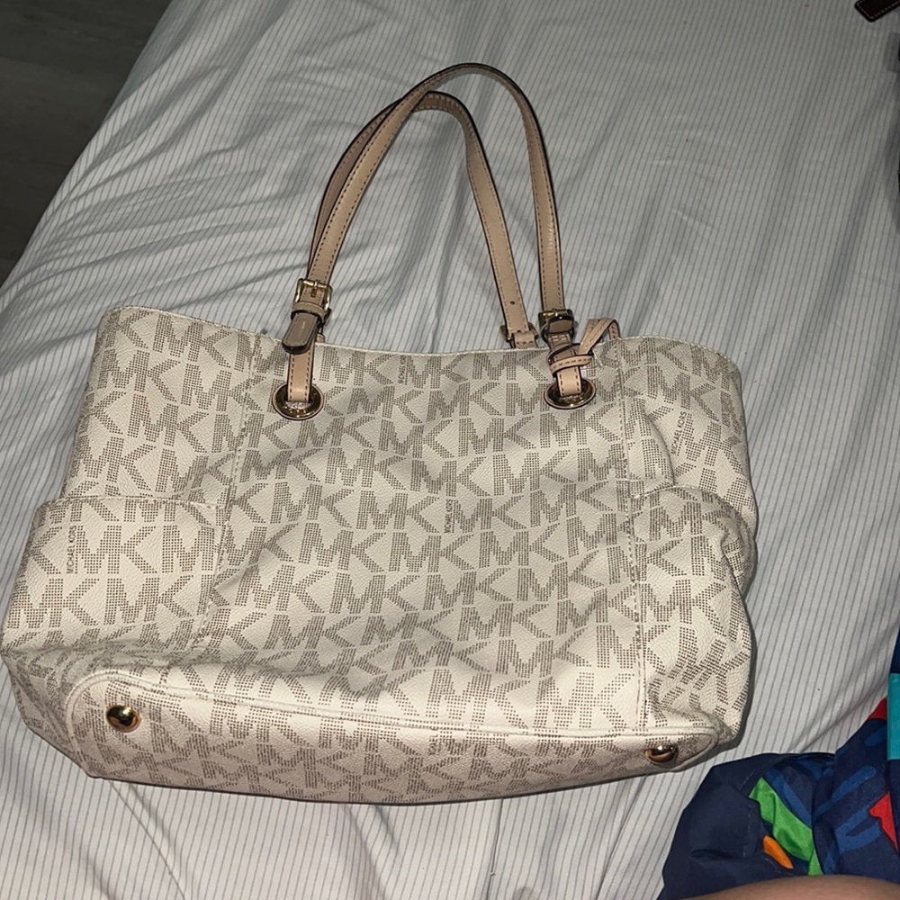 Michael kors cream purse